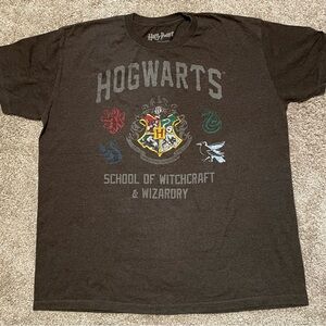 Harry Potter Hogwarts Dark Gray Tee